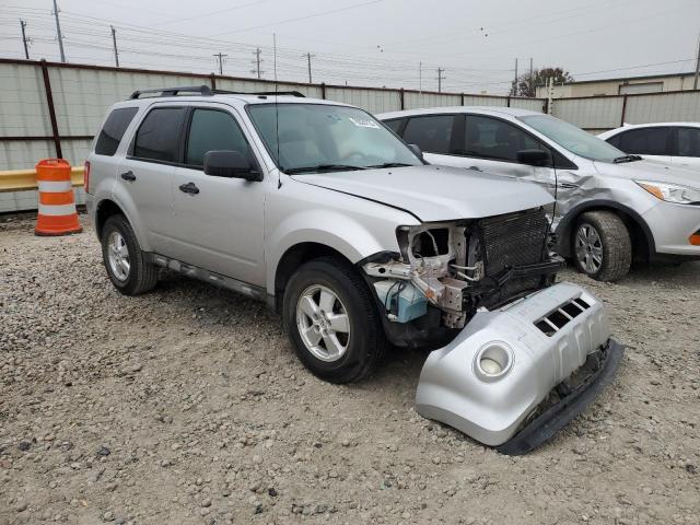 1FMCU0D74AKB91688 - 2010 FORD ESCAPE XLT SILVER photo 4