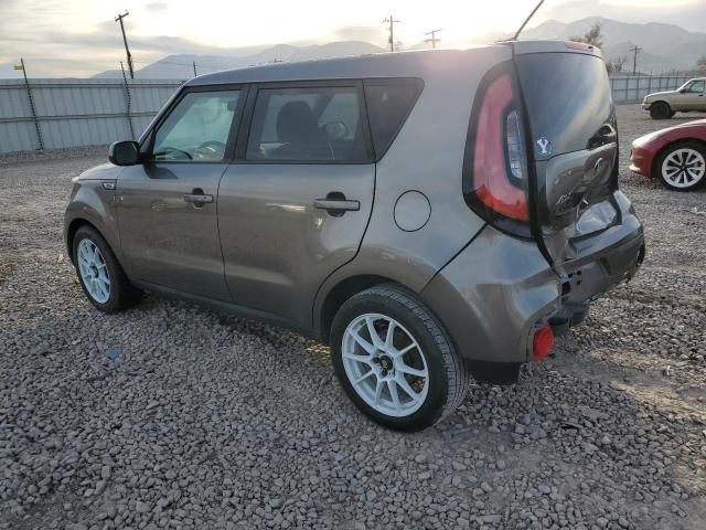 KNDJP3A53J7615257 - 2018 KIA SOUL + GRAY photo 2