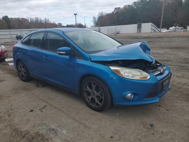 1FADP3F23EL135718 - 2014 FORD FOCUS SE BLUE photo 4