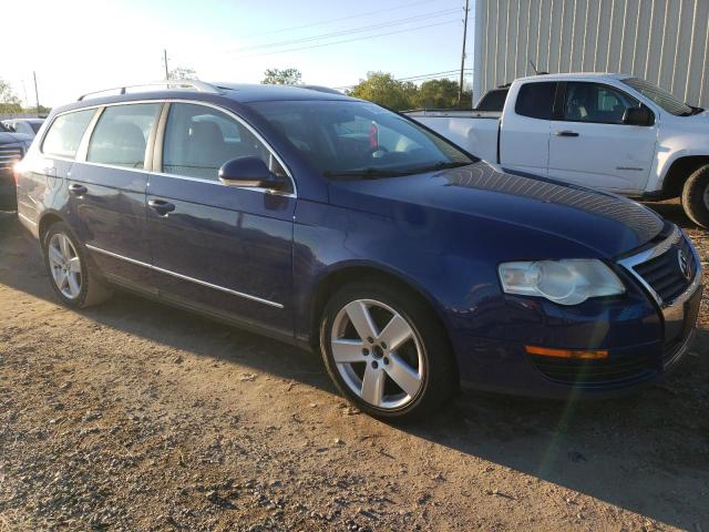 WVWXK73CX9E037516 - 2009 VOLKSWAGEN PASSAT WAGON TURBO BLUE photo 4