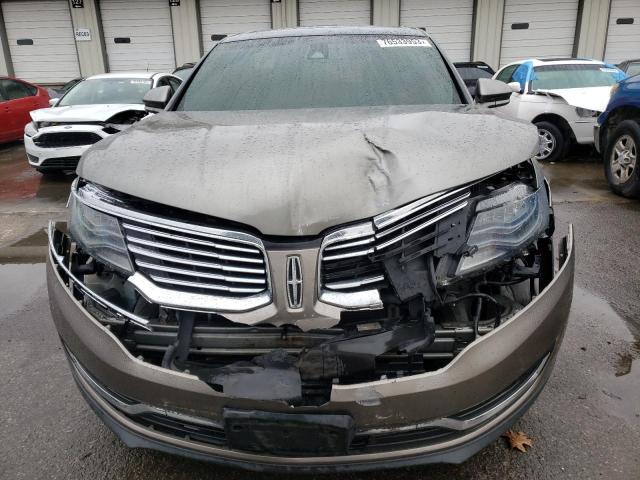 2LMTJ6LP1GBL53913 - 2016 LINCOLN MKX RESERVE GRAY photo 5