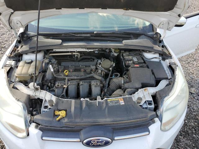 1FADP3F2XDL296159 - 2013 FORD FOCUS SE WHITE photo 11