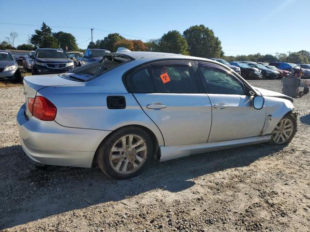 WBAPH77519NM28707 - 2009 BMW 328 I SILVER photo 3