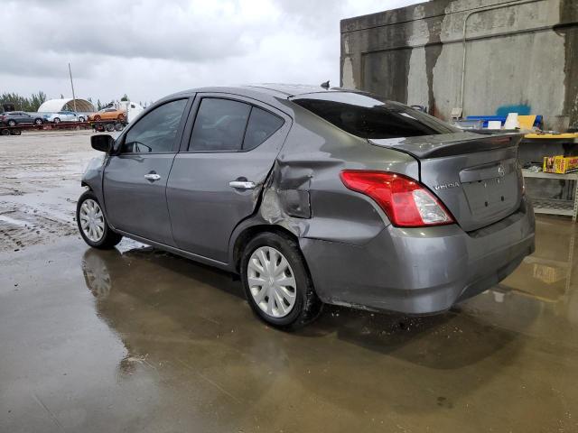 3N1CN7AP5KL841369 - 2019 NISSAN VERSA S GRAY photo 2