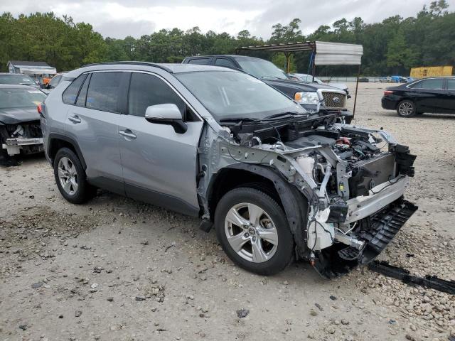 JTMW1RFV9LD520791 - 2020 TOYOTA RAV4 XLE SILVER photo 4