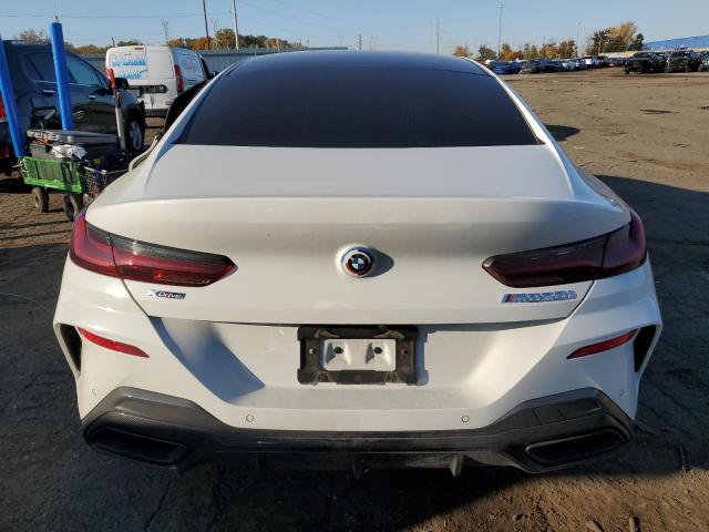 WBAGV8C01PCL31007 - 2023 BMW M850XI WHITE photo 6