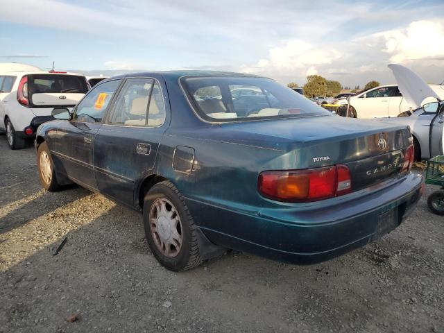 4T1BF12KXTU874019 - 1996 TOYOTA CAMRY LE GREEN photo 2