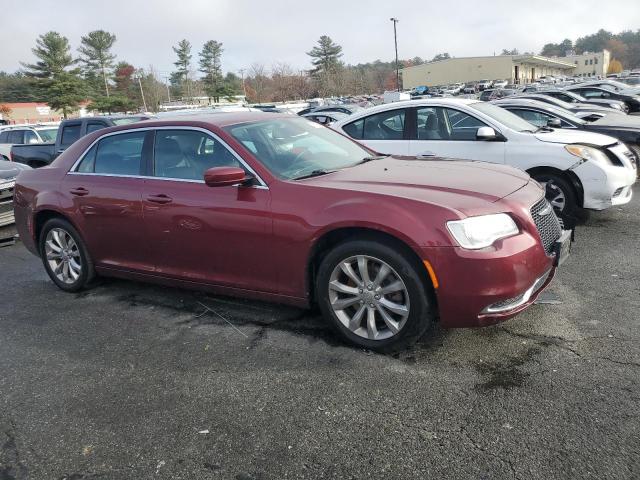 2C3CCARG9HH637393 - 2017 CHRYSLER 300 LIMITED RED photo 4