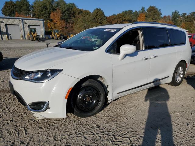 2C4RC1BGXJR217142 - 2018 CHRYSLER PACIFICA TOURING L WHITE photo 1