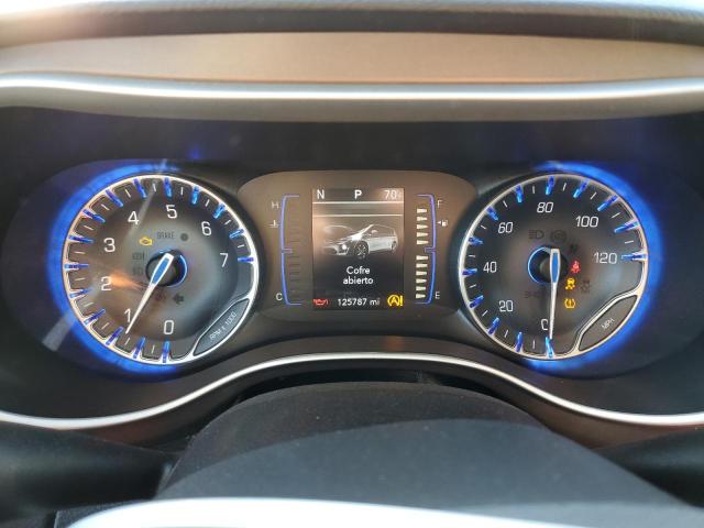 2C4RC1BGXJR217142 - 2018 CHRYSLER PACIFICA TOURING L WHITE photo 9