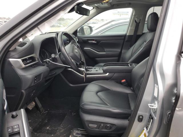 5TDGZRAH5MS531324 - 2021 TOYOTA HIGHLANDER XLE SILVER photo 7