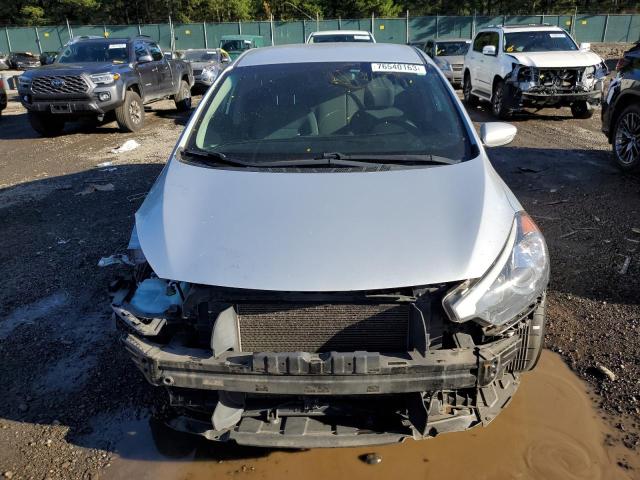 KNAFK4A69G5516480 - 2016 KIA FORTE LX SILVER photo 5