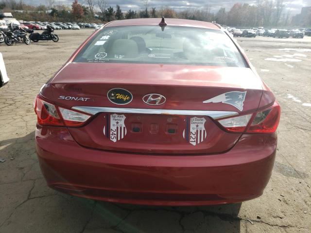 5NPEB4AC1BH247954 - 2011 HYUNDAI SONATA GLS RED photo 6