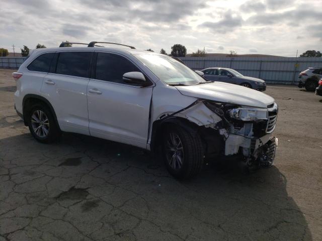 5TDZKRFH6GS171278 - 2016 TOYOTA HIGHLANDER LE WHITE photo 4