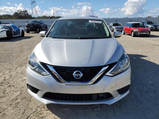 3N1AB7AP6JY256012 - 2018 NISSAN SENTRA S SILVER photo 5