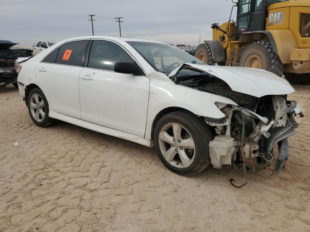 4T1BF3EK6BU703614 - 2011 TOYOTA CAMRY BASE WHITE photo 4