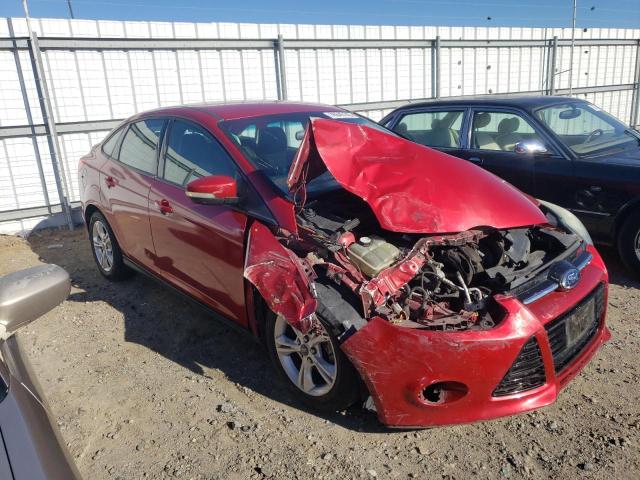 1FAHP3F21CL429892 - 2012 FORD FOCUS SE RED photo 4