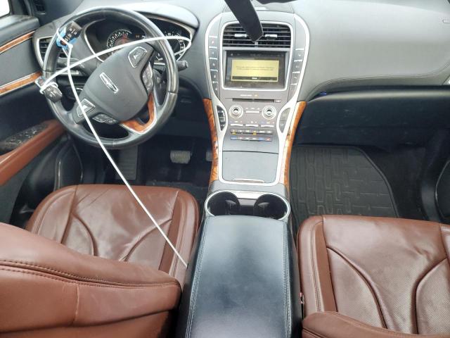 2LMTJ8LR0GBL63166 - 2016 LINCOLN MKX RESERVE 黑色 照片 8