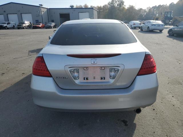 1HGCM56757A007910 - 2007 HONDA ACCORD EX SILVER photo 6