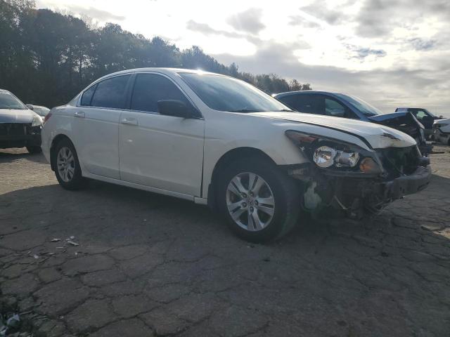 1HGCP26488A020695 - 2008 HONDA ACCORD LXP WHITE photo 4