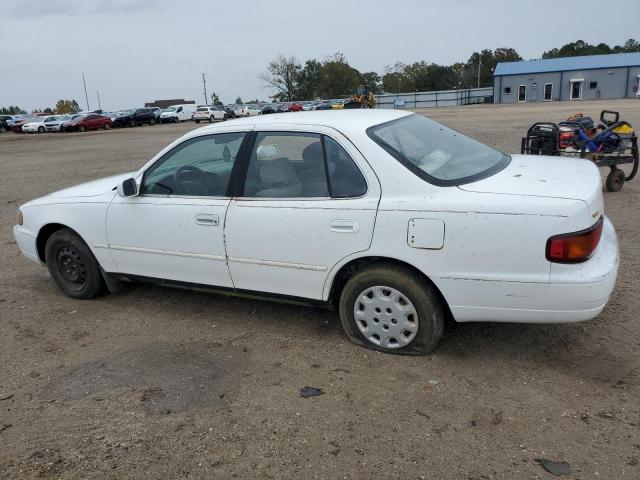 JT2BG12K6T0390379 - 1996 TOYOTA CAMRY DX WHITE photo 2