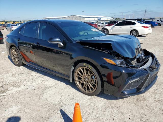 4T1G11AK2PU134640 - 2023 TOYOTA CAMRY SE NIGHT SHADE BLACK photo 4