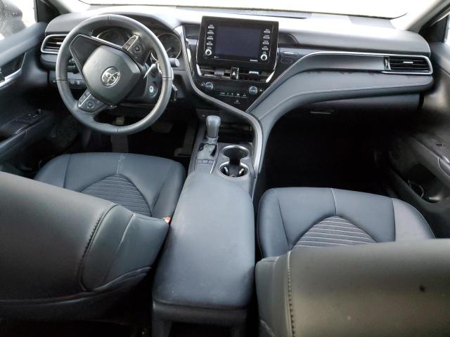 4T1G11AK8PU814915 - 2023 TOYOTA CAMRY SE NIGHT SHADE WHITE photo 8