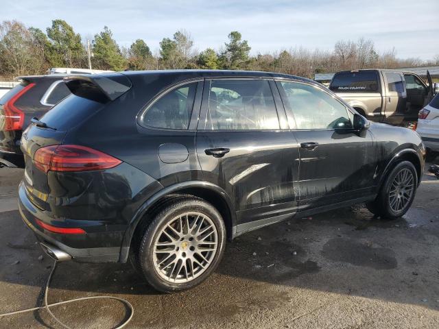 WP1AA2A2XJKA03859 - 2018 PORSCHE CAYENNE BLACK photo 3