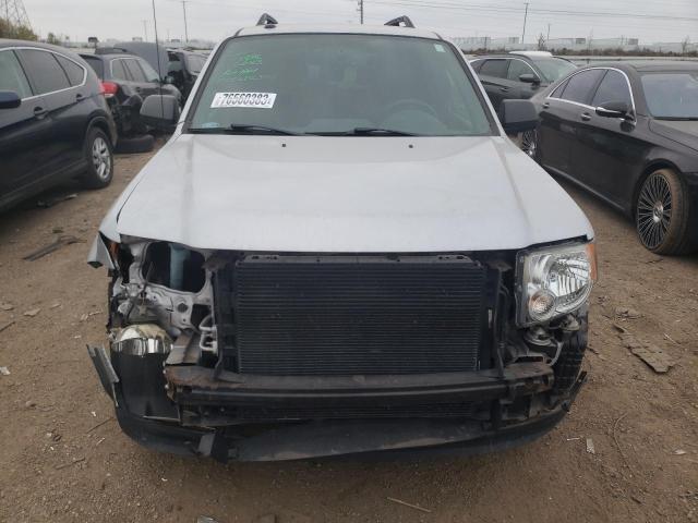 1FMCU0D7XCKA04392 - 2012 FORD ESCAPE XLT SILVER photo 5