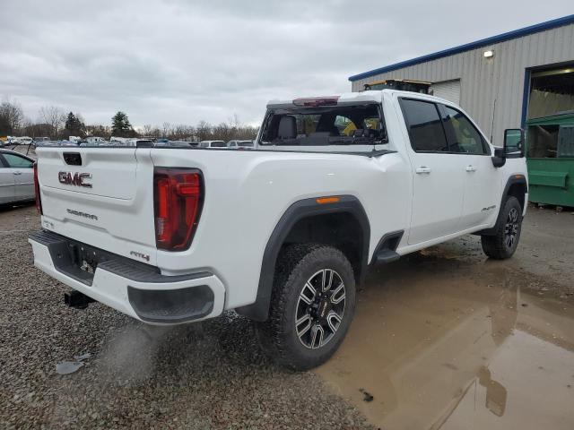 1GT49VE71PF229112 - 2023 GMC SIERRA K3500 AT4 WHITE photo 3