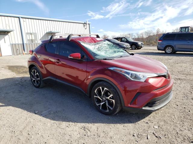 NMTKHMBXXKR072230 - 2019 TOYOTA C-HR XLE RED photo 4