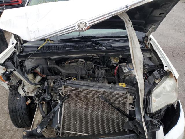 2A8HR54199R524817 - 2009 CHRYSLER TOWN & COU TOURING WHITE photo 11