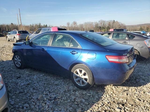 4T4BF3EK5BR131635 - 2011 TOYOTA CAMRY BASE BLUE photo 2