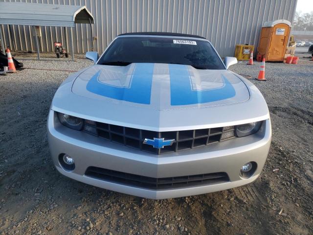 2G1FB3D3XD9226027 - 2013 CHEVROLET CAMARO LT SILVER photo 5