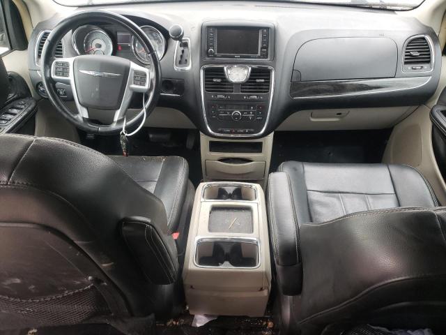 2C4RC1BGXDR658113 - 2013 CHRYSLER TOWN & COU TOURING SILVER photo 8