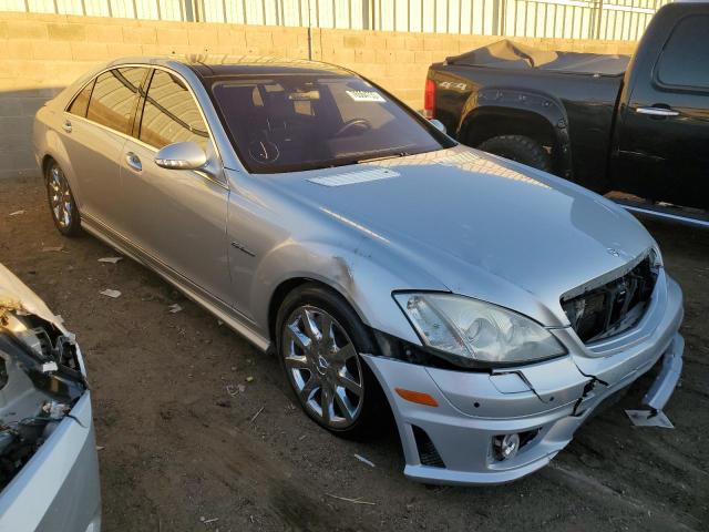 WDDNG77X89A260799 - 2009 MERCEDES-BENZ S 63 AMG SILVER photo 4