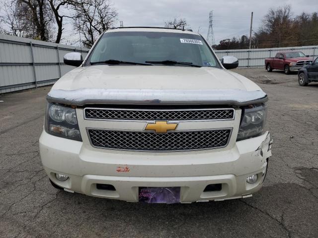 3GNTKGE76CG126036 - 2012 CHEVROLET AVALANCHE LTZ WHITE photo 5