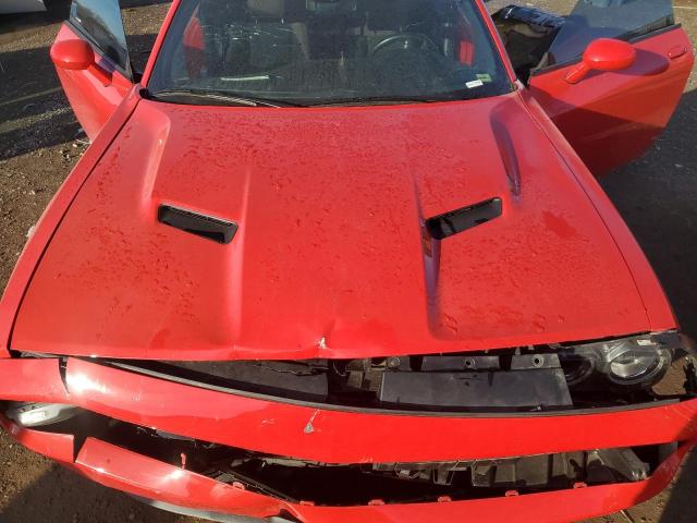 2C3CDZAG2LH134031 - 2020 DODGE CHALLENGER SXT RED photo 11