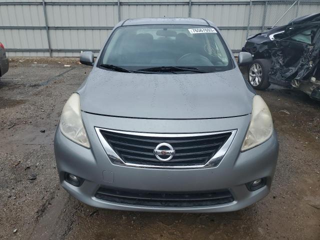 3N1CN7AP4CL814875 - 2012 NISSAN VERSA S GRAY photo 5