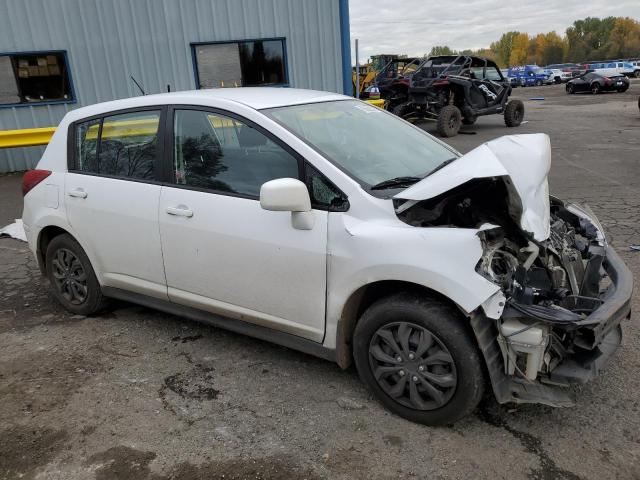 3N1BC13E59L403553 - 2009 NISSAN VERSA S WHITE photo 4