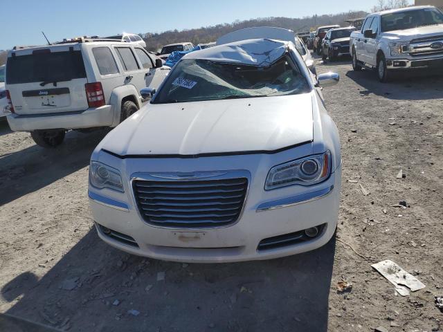 2C3CA5CG3BH529204 - 2011 CHRYSLER 300 LIMITED WHITE photo 5