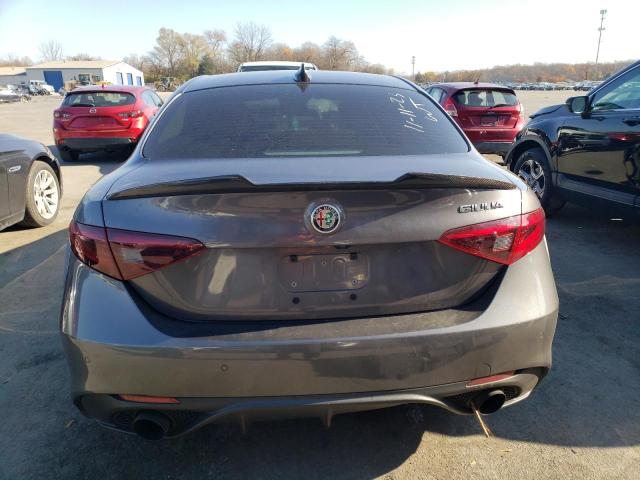 ZARFAEENXH7548797 - 2017 ALFA ROMEO GIULIA TI Q4 CHARCOAL photo 6