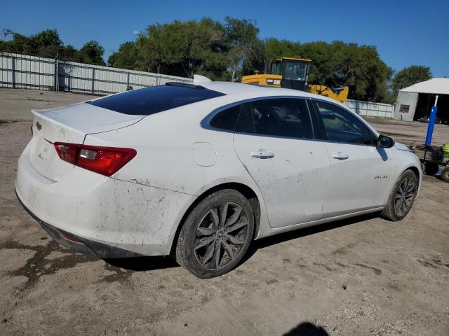 1G1ZD5ST4JF132816 - 2018 CHEVROLET MALIBU LT WHITE photo 3