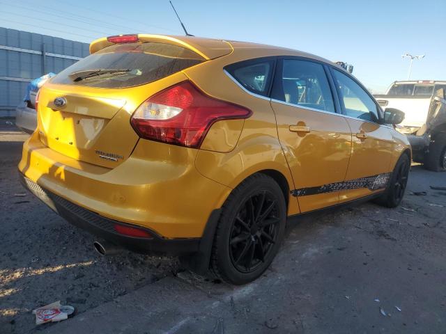 1FAHP3N23CL476939 - 2012 FORD FOCUS TITANIUM YELLOW photo 3