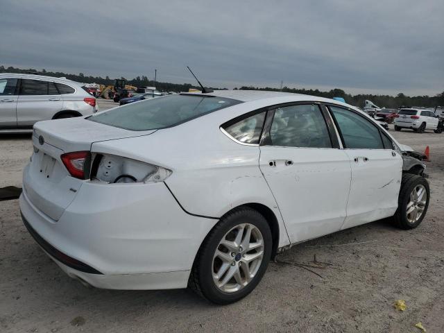 3FA6P0H78DR230369 - 2013 FORD FUSION SE WHITE photo 3