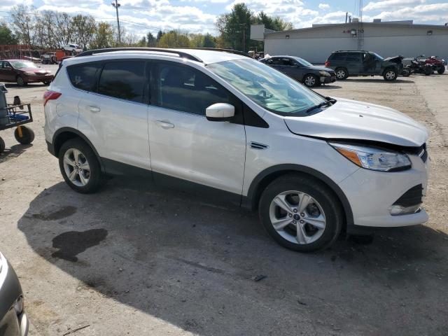 1FMCU9G96EUC58397 - 2014 FORD ESCAPE SE WHITE photo 4