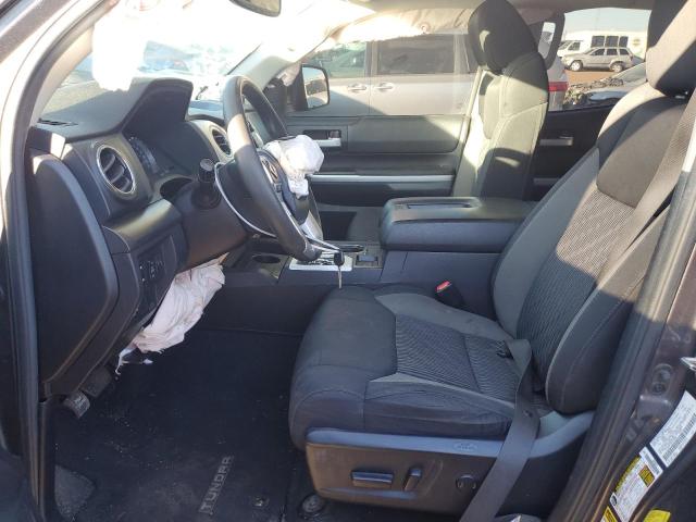 5TFUW5F1XFX440286 - 2015 TOYOTA TUNDRA DOUBLE CAB SR/SR5 GRAY photo 7