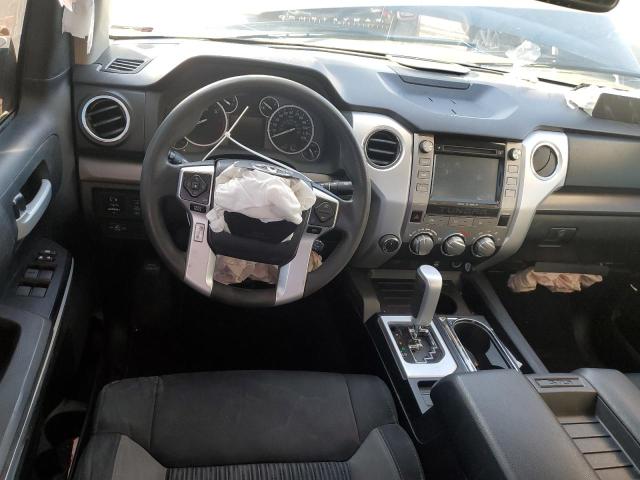 5TFUW5F1XFX440286 - 2015 TOYOTA TUNDRA DOUBLE CAB SR/SR5 GRAY photo 8