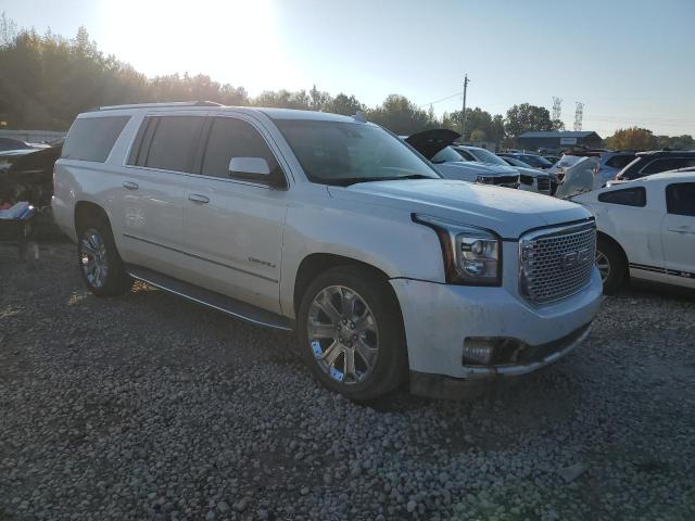 1GKS1HKJ3GR273986 - 2016 GMC YUKON XL DENALI WHITE photo 4