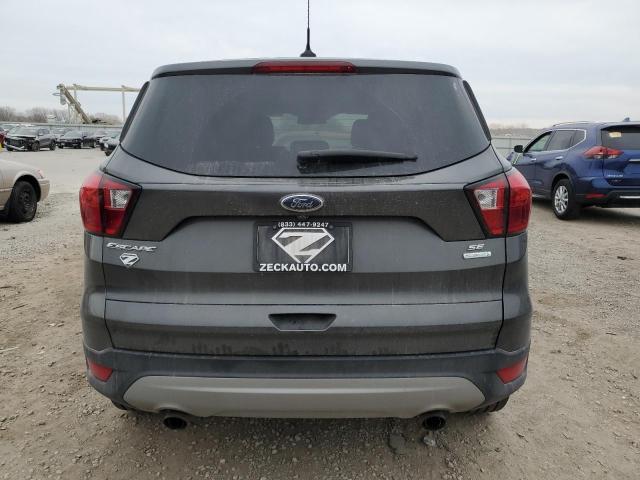 1FMCU0GD5KUA33156 - 2019 FORD ESCAPE SE GRAY photo 6